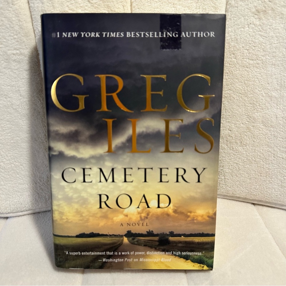 ☄️2/$15☄️Thriller Cemetary road